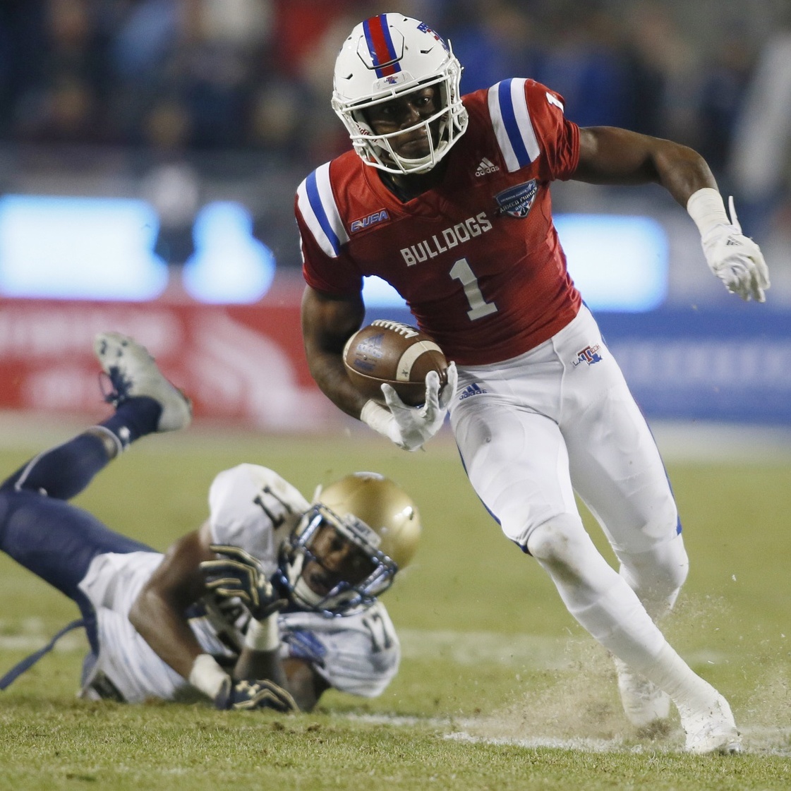 S09E18: Louisiana Tech wins Armed Forces Bowl; Diamond 'Dogs preview; C-USA basketball; football recruiting