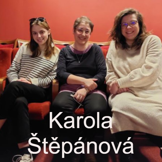 Divadlo v Dlouhé