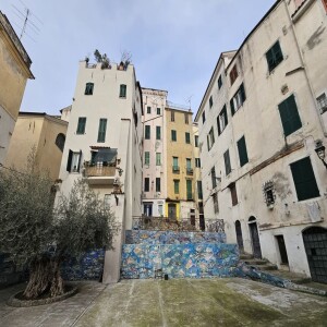 Besuchen Sie das Viertel La Pigna: ein Rundgang durch Sanremo Vecchia