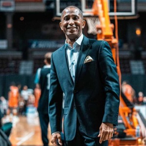 How I Built A Pro Basketball Team with Dartis Willis