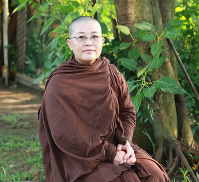 2017 November | 02. Meditation Retreat | Venerable Hasapanna 