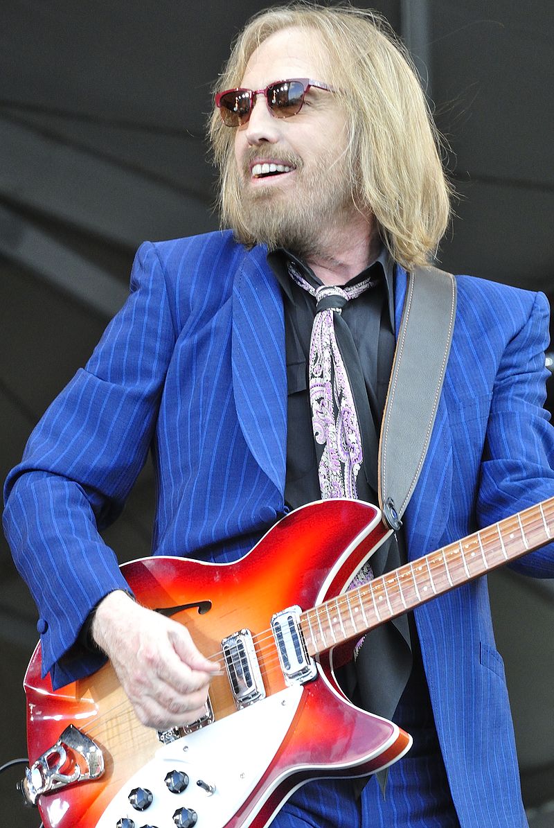 Bonus - A Discussion on the Death and Legacy of Tom Petty with Steve Spears