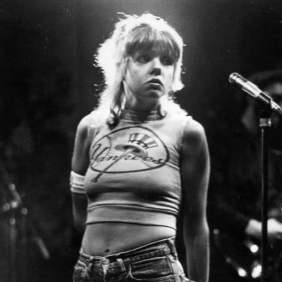 Episode 482 - Annie Golden of the Shirts