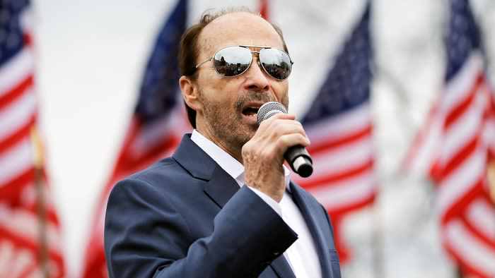 Episode 113 - Lee Greenwood