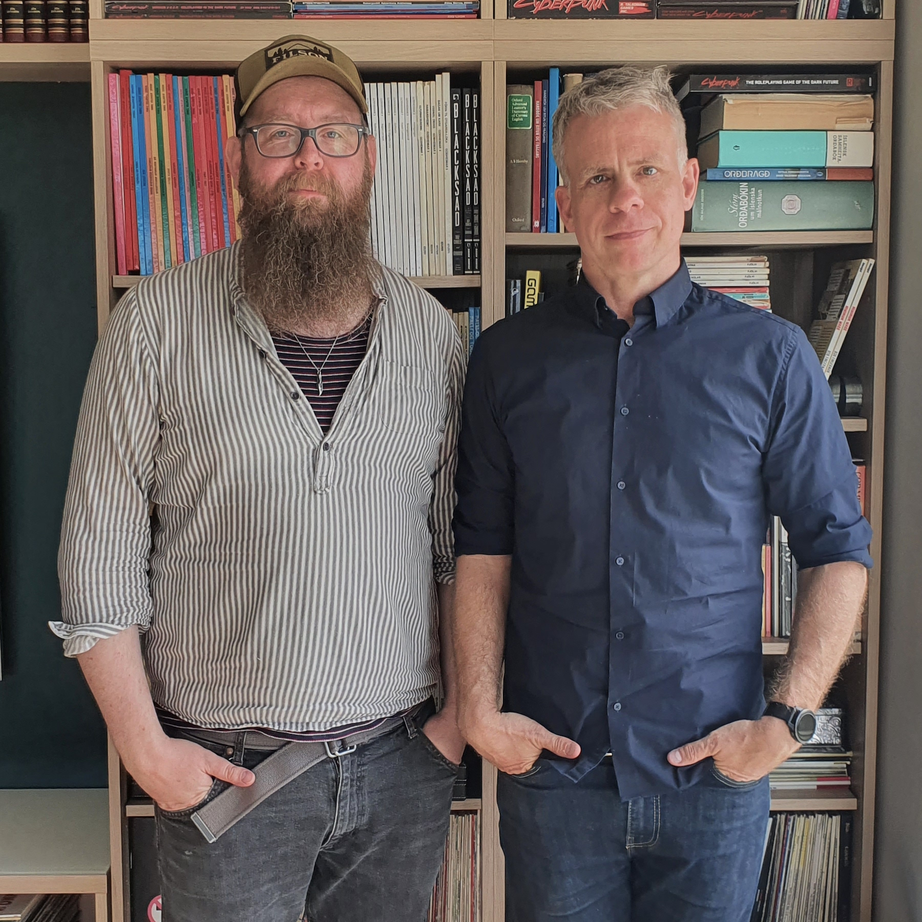 Snæbjörn talar við fólk