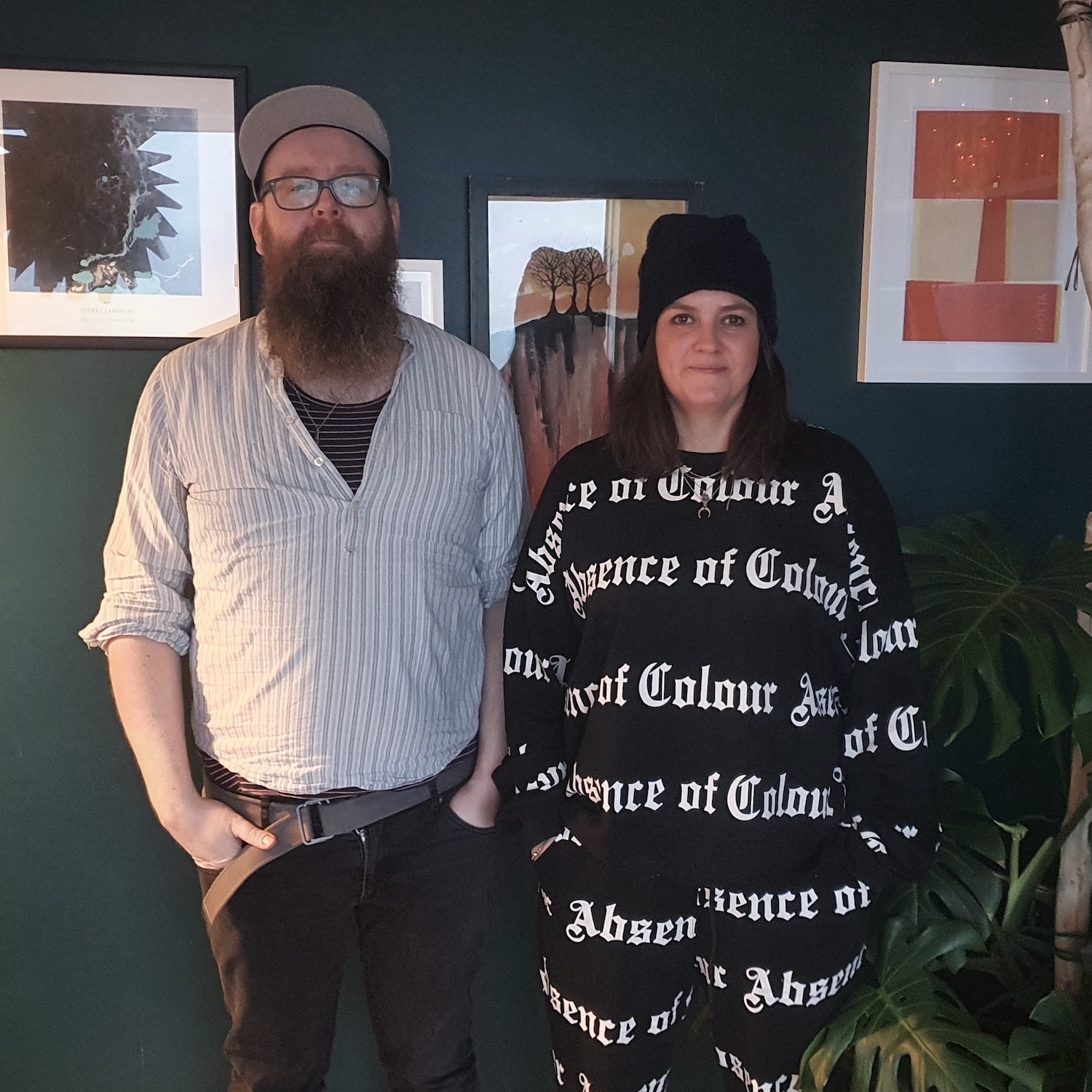 Snæbjörn talar við fólk