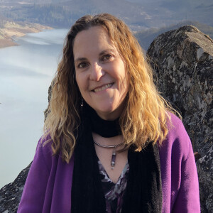 Growth, Evolvement and Moving Through Old Belief Systems to Heal with Colleen Lemma S01 EPS415