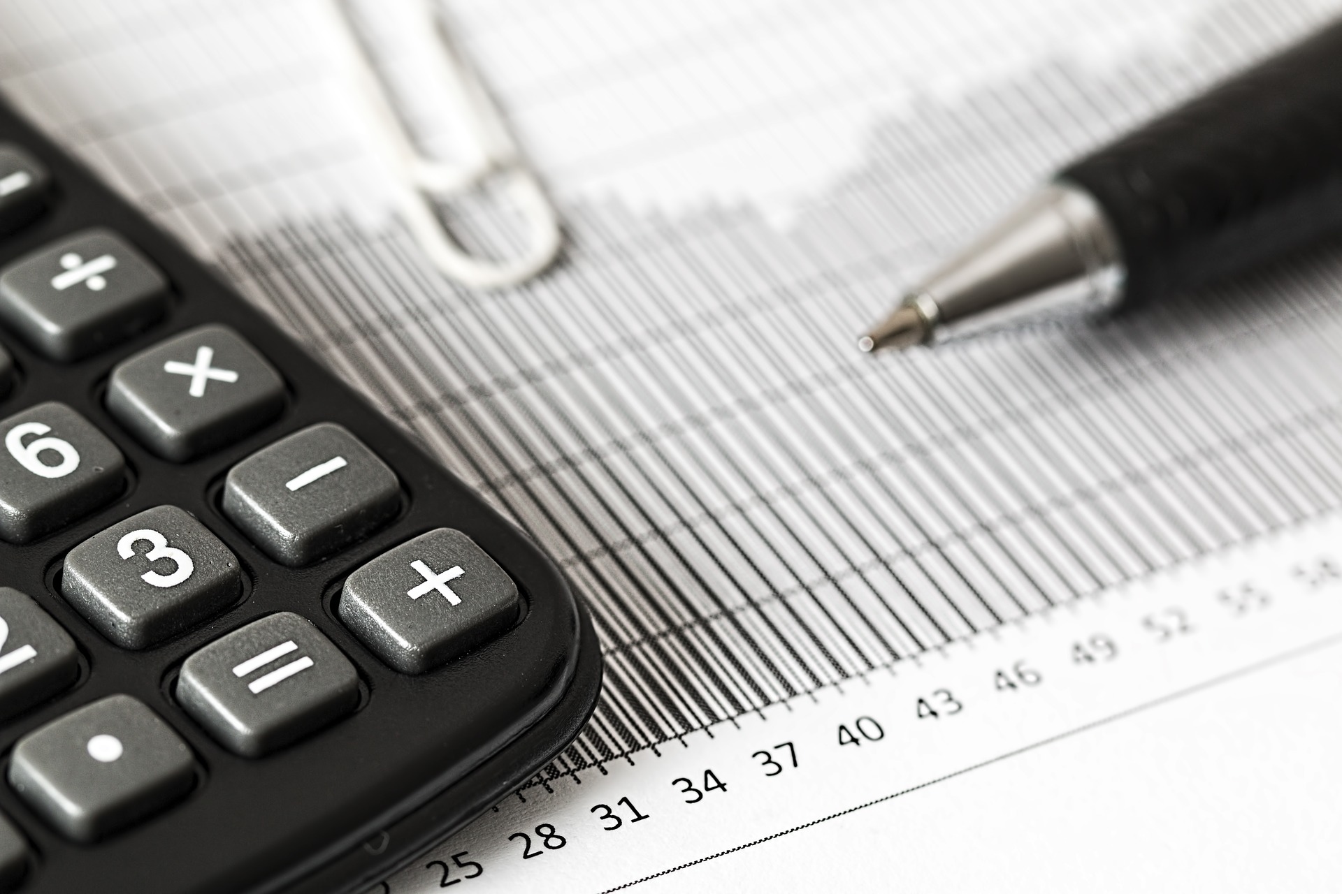 A Simple Guide to Analyzing Financial Reports