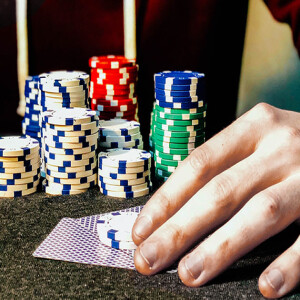 Online casinos offer convenient gaming experiences with real-money betting and entertainment