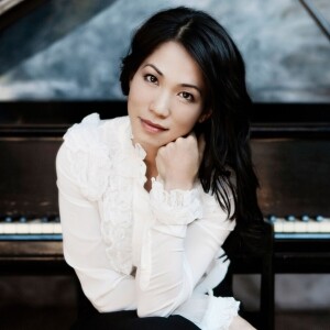 Quynh Nguyen, Pianist of the World