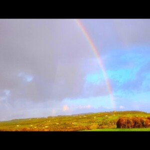 Unpack Once and Explore Ireland on This CIE Tour