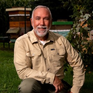 Backyard Beekeeping Questions and Answers Episode 137 with Frederick Dunn