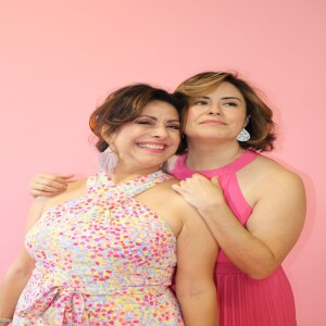 Exploring Creativity and Entrepreneurship with Melissa and her mom Gina- 💐 A Mother's Day Feature!