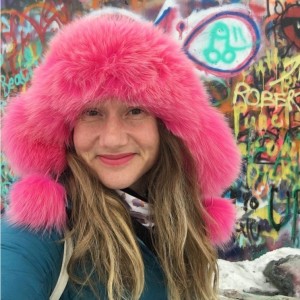 EP 018 Rethinking art in the Circumpolar North with Charis Gullickson