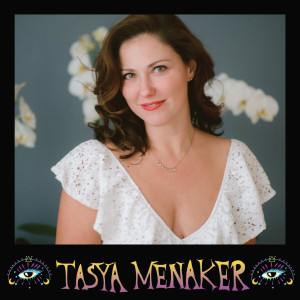 Tasya Menaker: Light Painting Mousai [Ibiza]