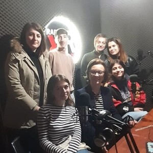 Alessandra Napoli Dirigente IIS Da Vinci-Nitti con i rappresentanti dell’istituto OSPITI a ”APERIPOT”