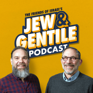 Chris and Steve walk Syria, Lebanon, Israel border, Displaced Israelis, Kibbutz Ein Gev, and Zaftig (Episode 181)