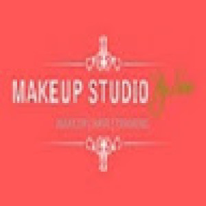 Get the Best Airbrush Makeup Class in Bangalore