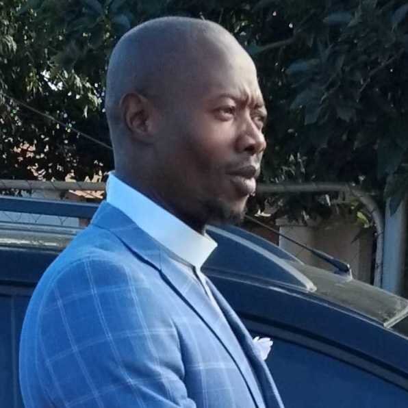 Mfundisi Ndaba