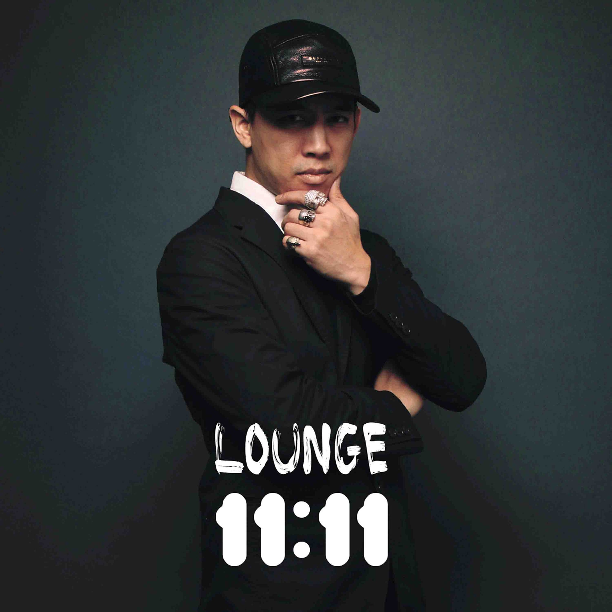 Lounge 11:11