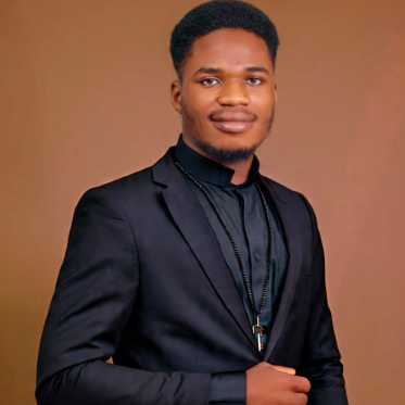 Apostle Ngosraba Israel 🕎