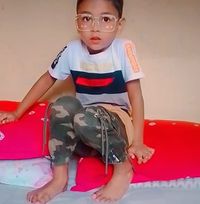 Nur Hussain
