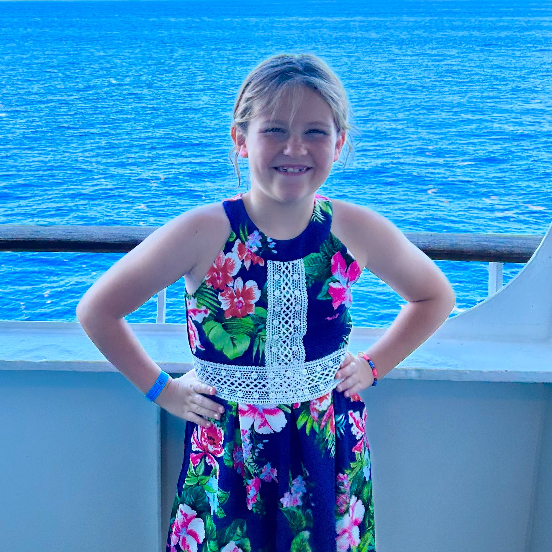Aubrey’s Shining Moments: Monday Devotionals for Preteens podcast artwork