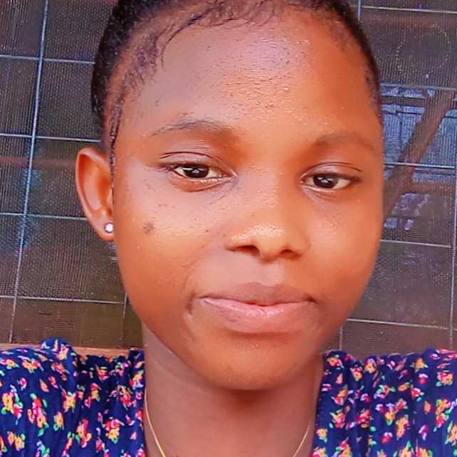 Vera Adomba