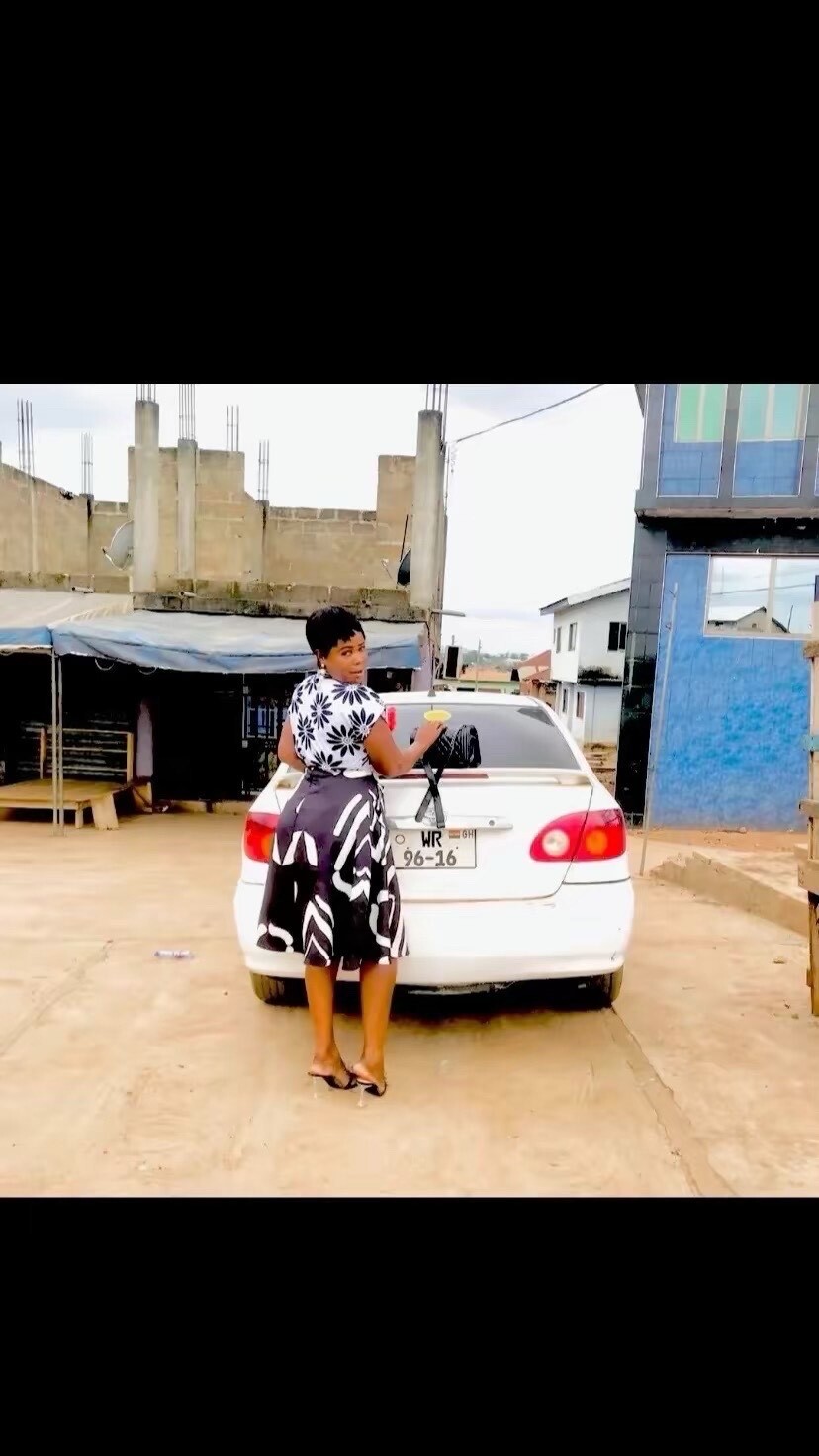 @adwoa