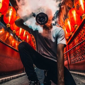 Clouds and Community: The Social Landscape of Vaping