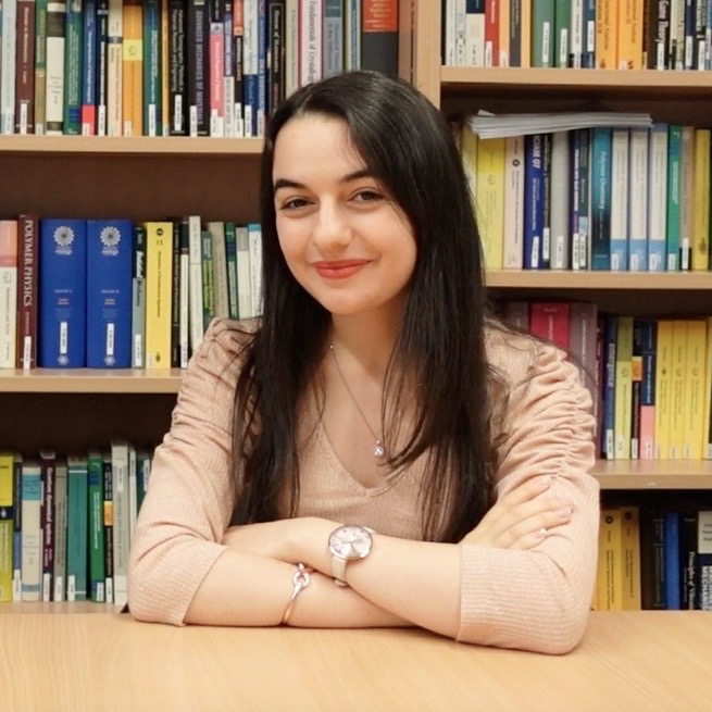 Dr Maria Violaris