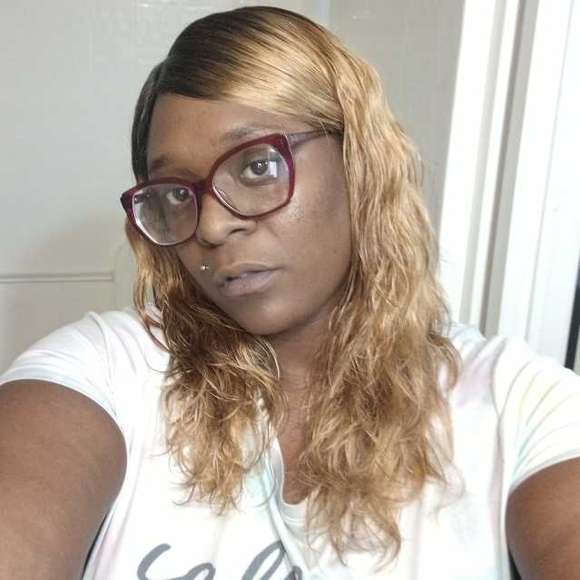 QueenB