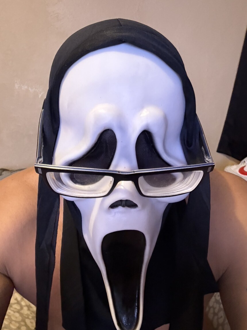 Shane Uso and His Busted Mic