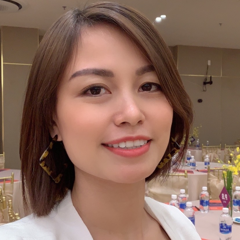 Selena Vi Bui