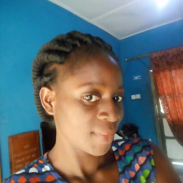 Gloria B