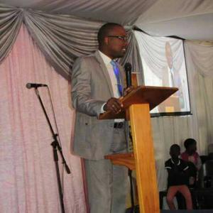 Pastor MM Malunga
